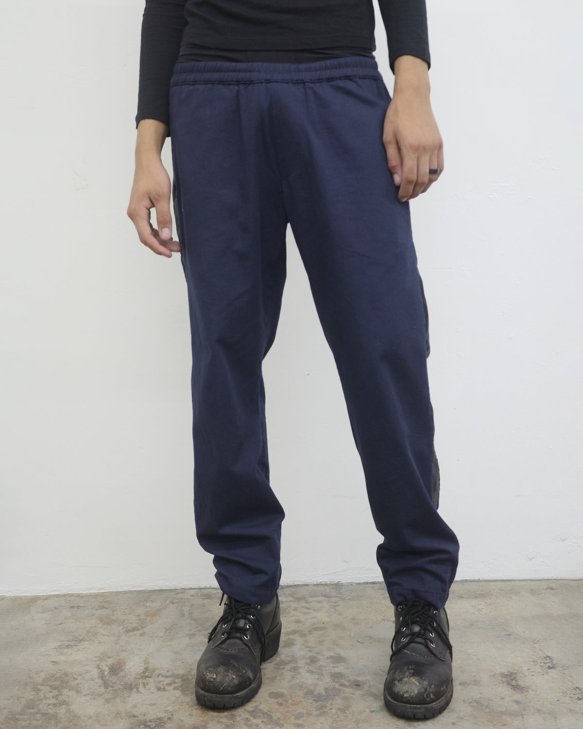 ACADEMY TRACK PANT (NAVY)