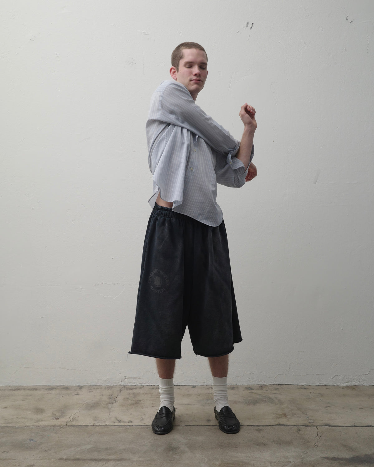 UNIVERSITY LONG SHORTS