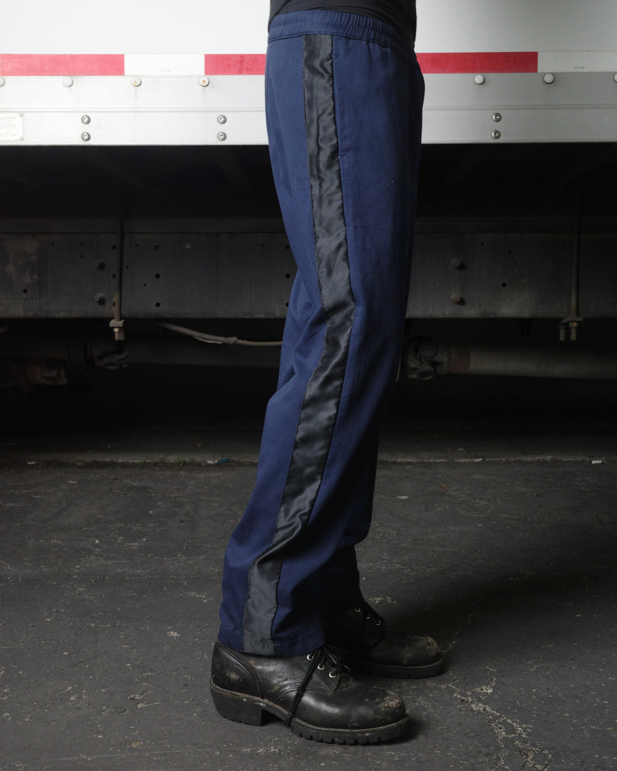 ACADEMY TRACK PANT (NAVY)